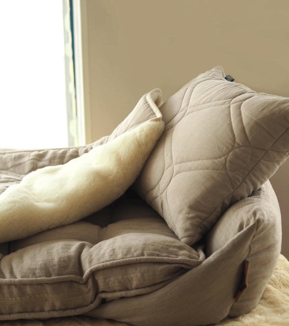 Linen and wool pillow-2